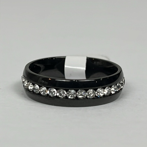 Stainless Steel Mens Unisex White Rhinestone Gunmetal Black Gray Ring Band Sz 9 - Picture 1 of 5